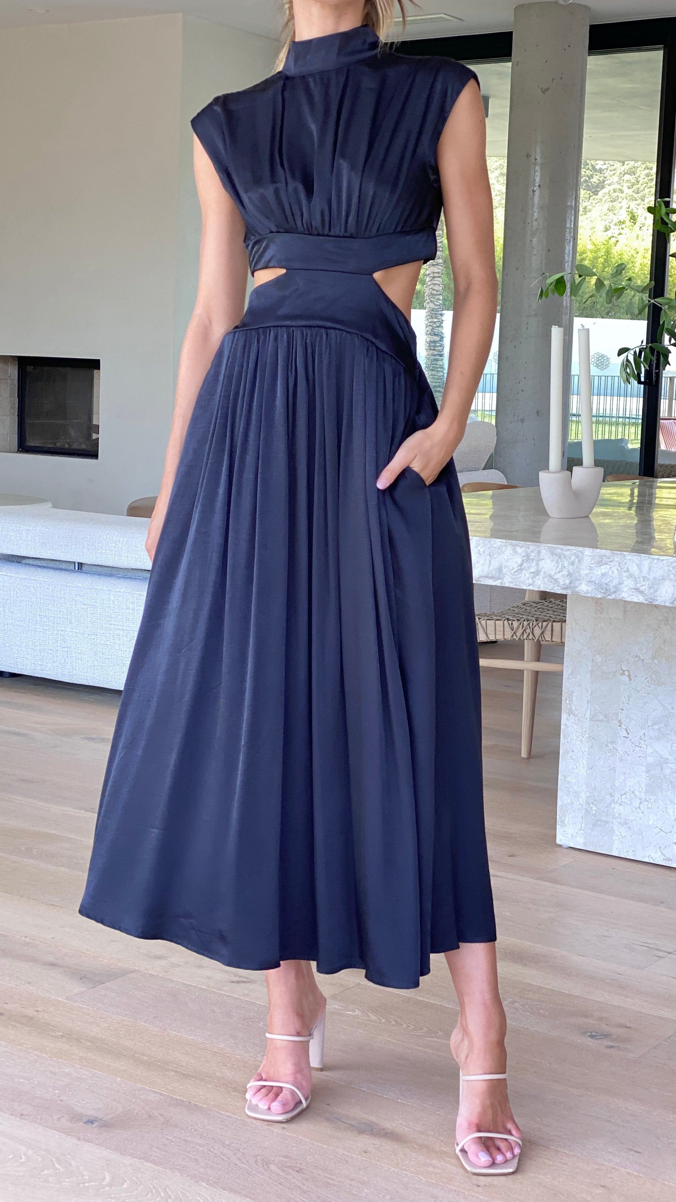 Cindie - Midi Dress Black