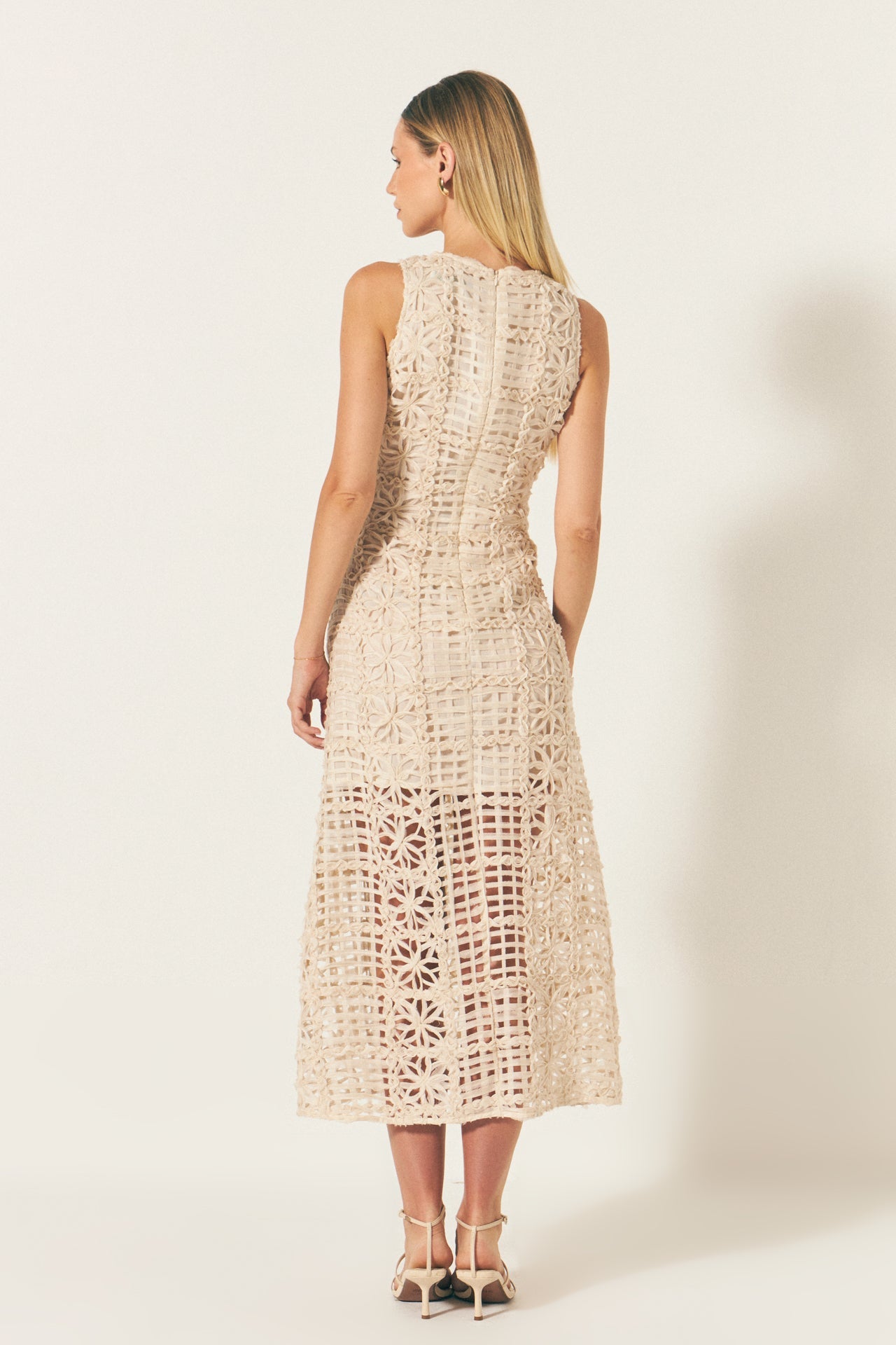 Alessia – Textured Maxi Dress