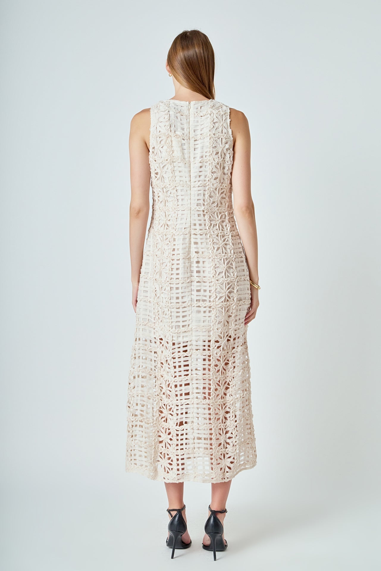 Alessia – Textured Maxi Dress