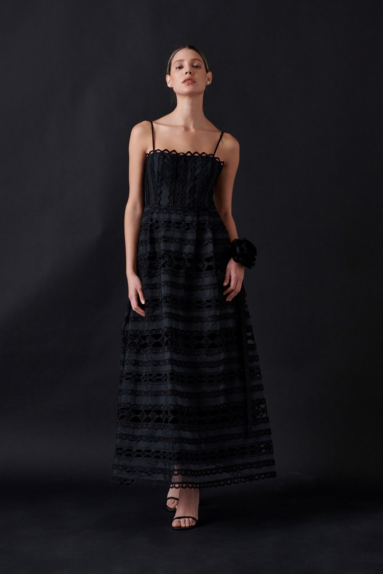 Luna – Lace Maxi Dress